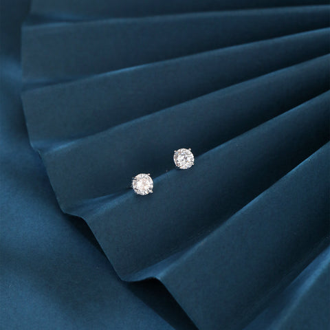 925 Sterling Silver Elegant Round Brilliant Cut Moissanite Stud Earrings With Four-prong Setting