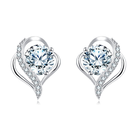 925 Sterling Silver Elegant Heart-shaped Moissanite Earrings