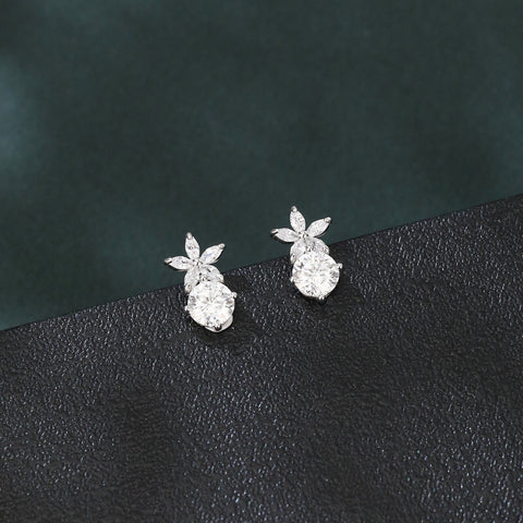 925 Sterling Silver Elegant Floral Moissanite Stud Earrings