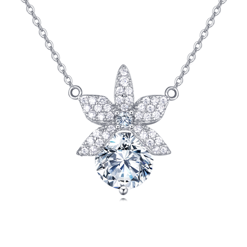 925 Sterling Silver Elegant Silver Flower Necklace With Moissanite Accent: Timeless Beauty For Any Occasion