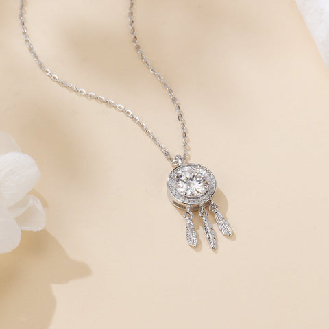 925 Sterling Silver Elegant Moissanite Feather Charm Necklace In Sterling Silver