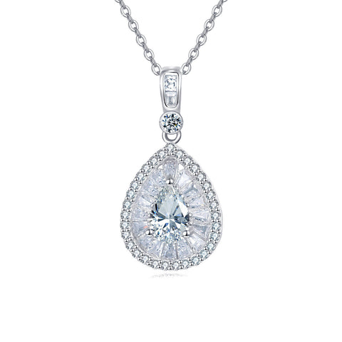 925 Sterling Silver Elegant Teardrop Zircon Pendant Necklace With Sparkling Solitaire Halo Design
