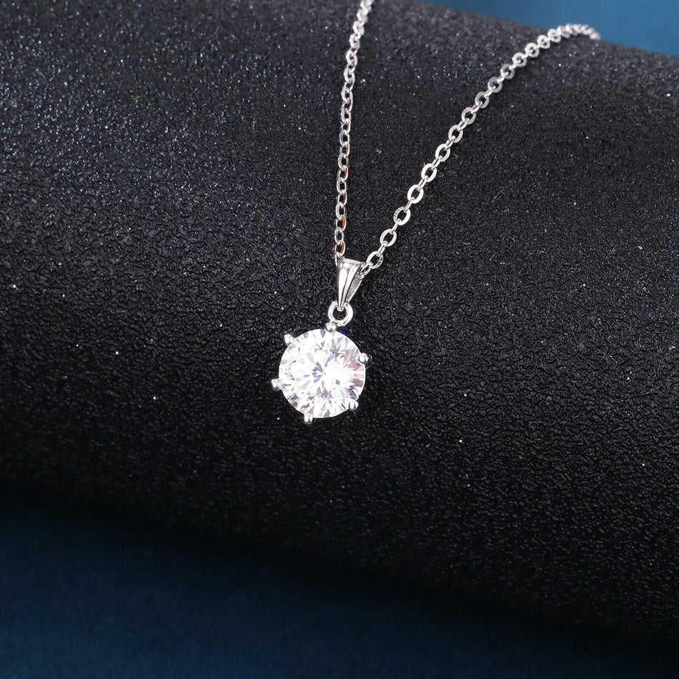 925 Sterling Silver Elegant Solitaire Moissanite Pendant Necklace In Platinum-plated Sterling Silver