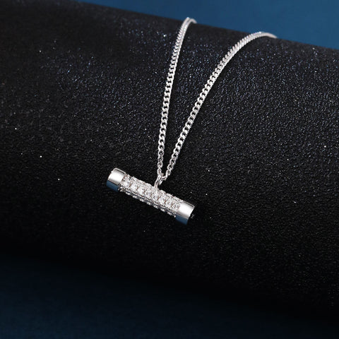 925 Sterling Silver Elegant Zircon-studded Rectangular Pendant Necklace On Silver Chain