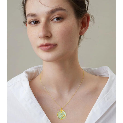 14K Gold Plated Natural Jade Hummingbird Cat Dragonfly Butterfly Bee Pendant Necklace for Women
